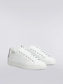 Baskets en cuir avec détails en maille à chevrons