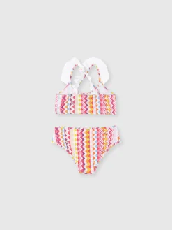 Bikini avec haut à imprimé zig zag et volants.