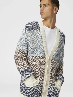 Cardigan en tricot au crochet avec macro zigzag et poches