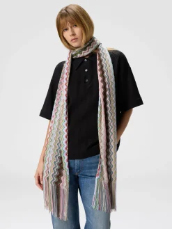 Écharpe en 100 % viscose avec motif ondulé et franges