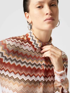 Chemise à motif zigzag lamé dentelé