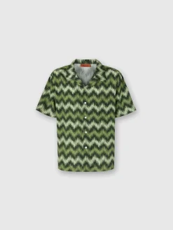 Chemise bowling en viscose zig zag imprimée avec une fréquence perturbée
