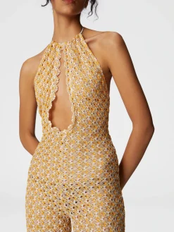 Combinaison longue avec décolleté goutte d'eau et détail cut-out