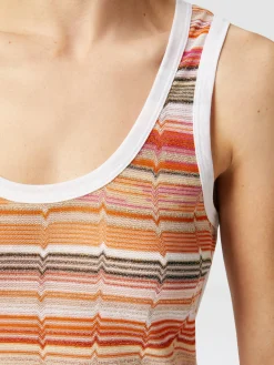 Débardeur avec empiècement en maille à motif lamé grec