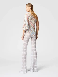 Haut asymétrique avec zigzag lamé 3D et manches larges