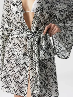 Kimono couvrant en viscose mélangée zigzag flammé avec ceinture