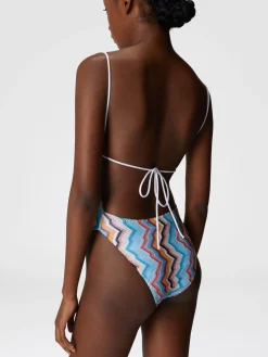 Maillot de bain une pièce sportif avec motif zigzag