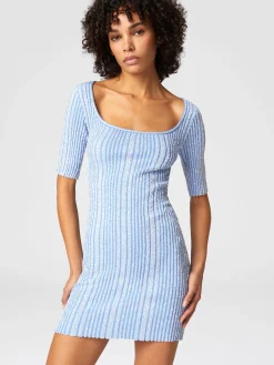 Mini-robe côtelée à sequins et manches courtes