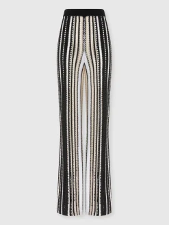 Pantalon droit en crochet rayé