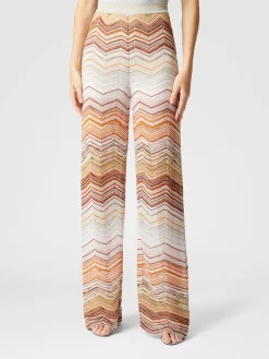 Pantalon en lamé à chevrons palazzo avec paillettes