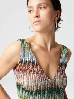 Robe courte en maille zig zag dégradée à sequins