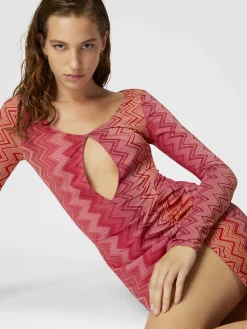 Robe couvrante en nylon zigzag lamé stretch