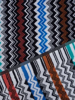 Serviette de plage 150x100 cm Neoclassic en coton éponge à zigzag