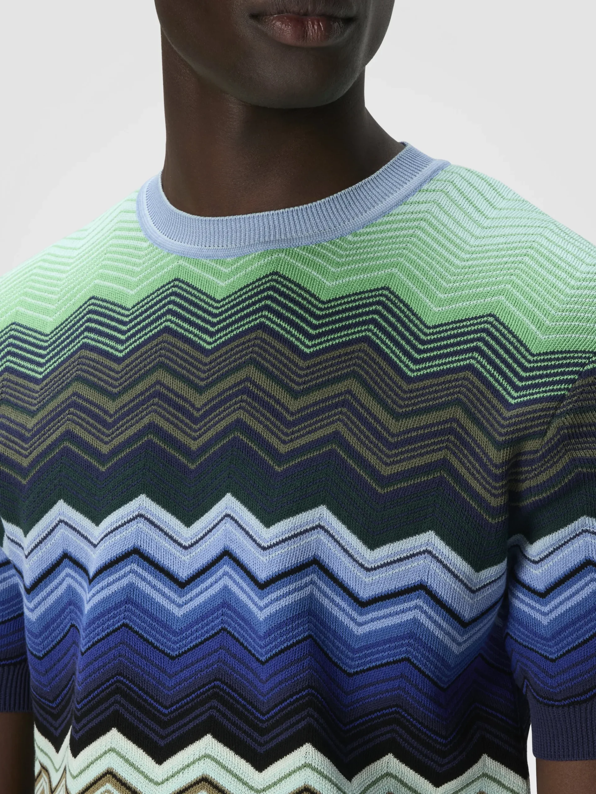 T-shirt à col rond en maille de coton zig zag avec passepoil contrasté